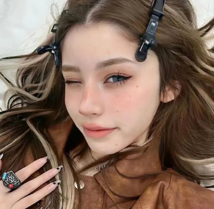 白毛女